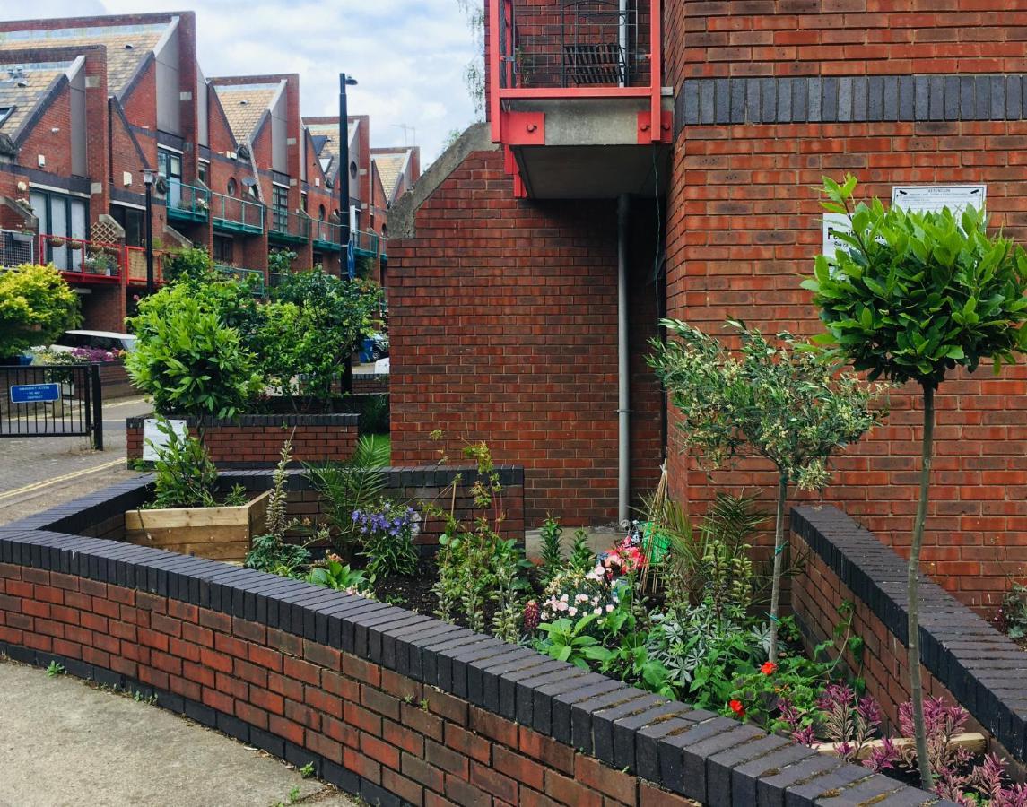 One-Bedroom Rotherhithe/Bermondsey Flat, Central London, Uk ภายนอก รูปภาพ