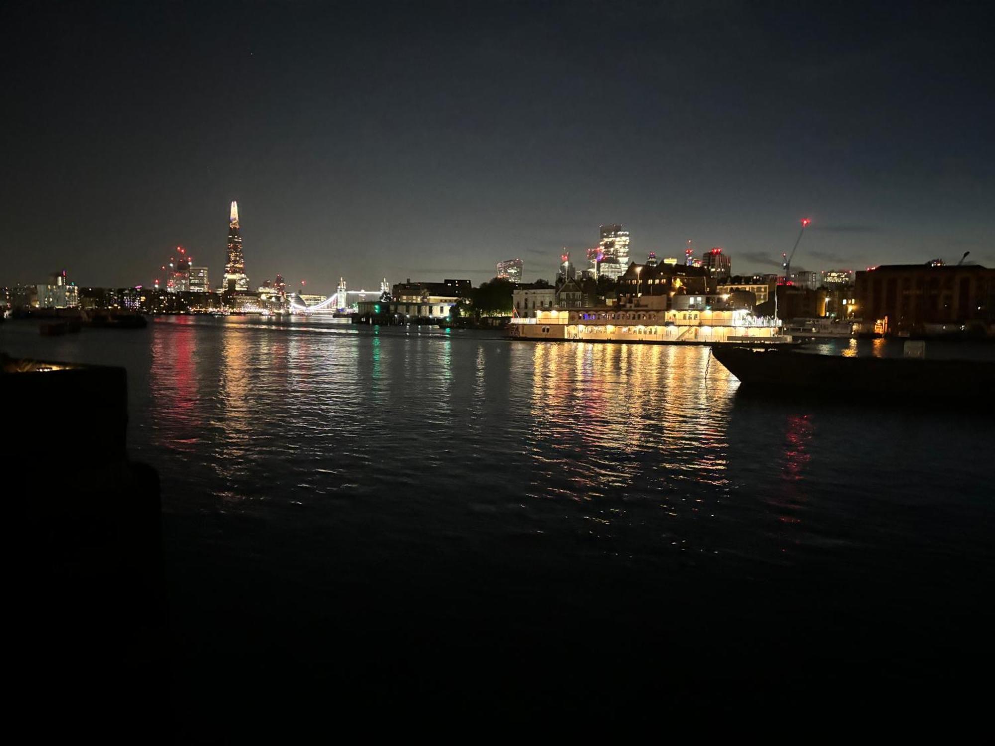 One-Bedroom Rotherhithe/Bermondsey Flat, Central London, Uk ภายนอก รูปภาพ